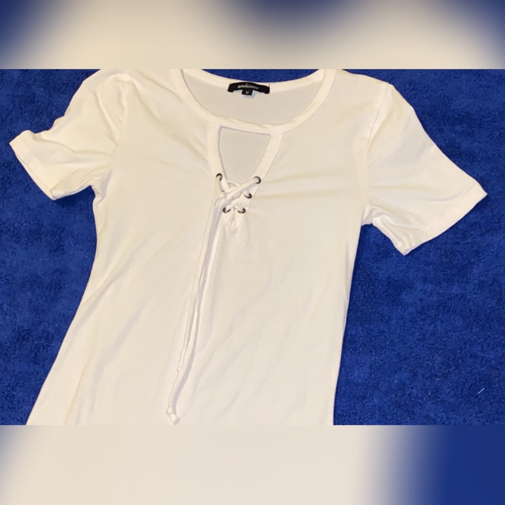 Top - Picture 1 of 1